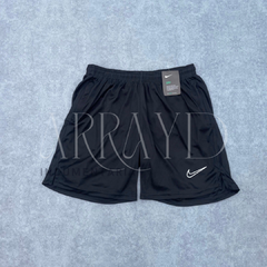 REMERA NIKE DRI FIT 2X1 + SHORT NIKE DRI FIT DE REGALO en internet