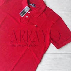 CHOMBA TOMMY 2X1 + REMERA TOMMY DE REGALO - Arrayd Indumentaria