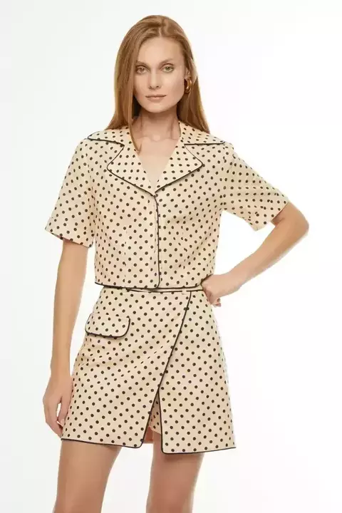 Short Saia Paola Est Poa Bege Iorane