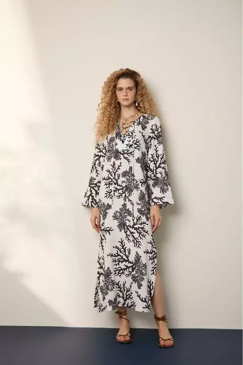 Kaftan Savinna Est. Coral Iorane - comprar online