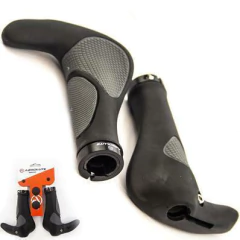 MANOPLA ABSOLUTE EG3, PTO/CZA, BORRACHA, C/ BAR END INTEGRADO, C/ TRAVA, FORMATO ANATÔMICO, 140MM - comprar online