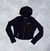 CAMPERA CROP CON CAPUCHA en internet