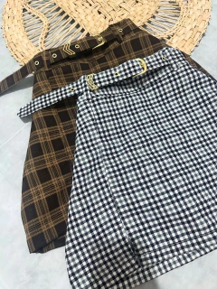 SHORT SAIA XADREZ na internet