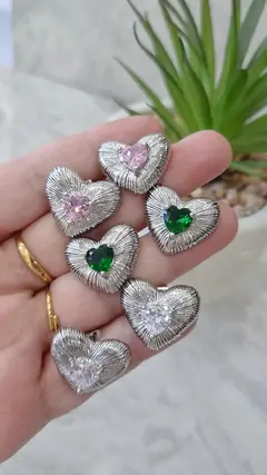 Aretes Corazon Lineas