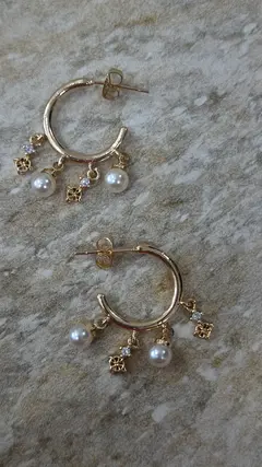 Hoops con Dijes - comprar en línea