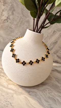 Collar Flor Brillo en internet