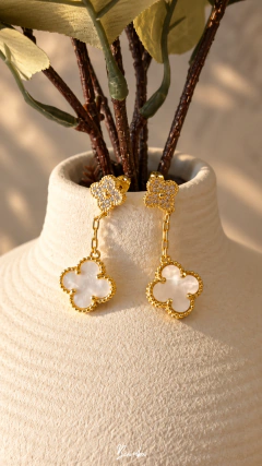 Aretes Varios