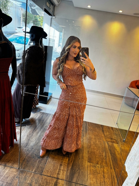 CONJUNTO SAIA E CROPD BORDADO