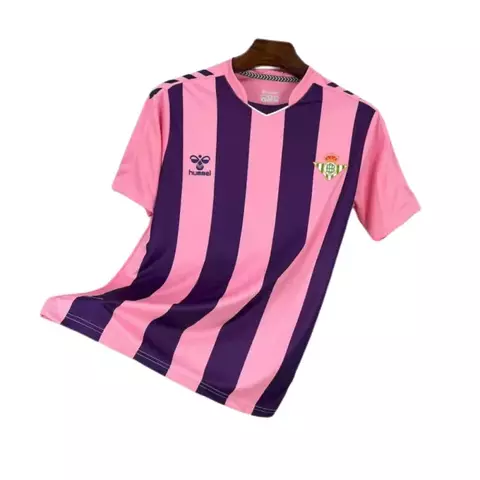 Camisa Real Betis Edição Especial 25/26 Torcedor Masculino - Rosa - comprar online