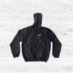 ROMPEVIENTO NIKE - comprar online