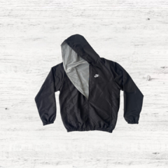 ROMPEVIENTO NIKE en internet