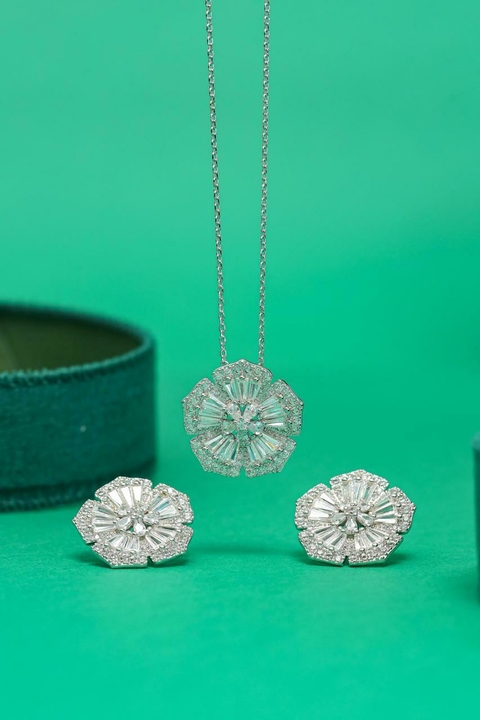 Brinco Flor Baguetes