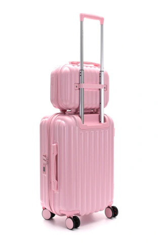 Carry on + beauty case en internet