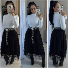 Saia Camadas Nani na internet