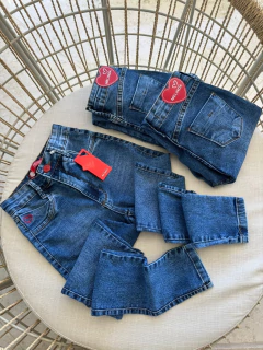 Calça skinny Essencial - Suzy Store