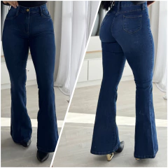 Calça Flare Melinda na internet