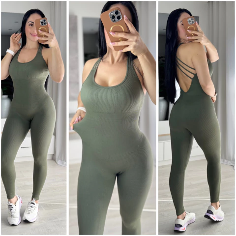 Macacão SUZY STORE - comprar online