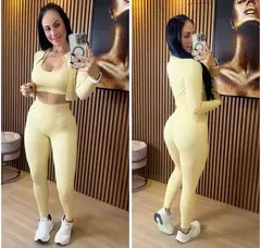 Conjunto Três peças amarelo - comprar online