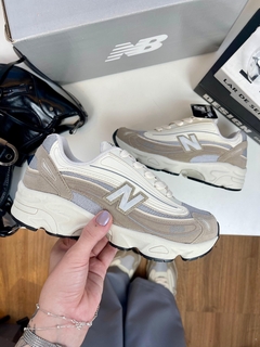 New Balance 1000 - Bege/Off