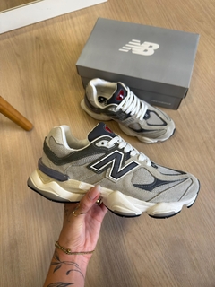 New Balance 9060 - Cinza clássico - comprar online