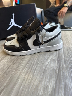 Nike Jordan Low - Branco, Preto e Cinza na internet