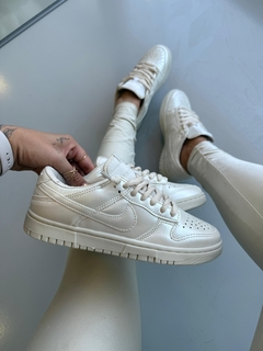 Dunk low - pérola - comprar online