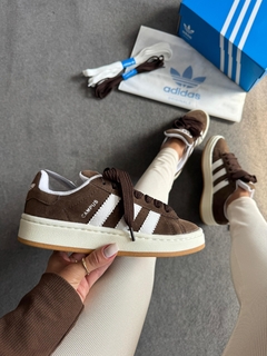 Adidas Campus - Café