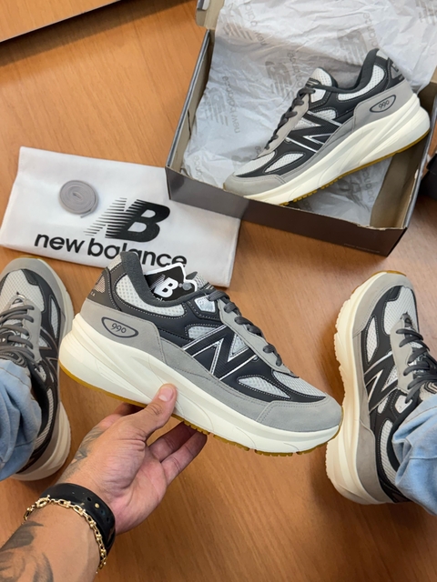 New Balance 990 - Chumbo/Cinza