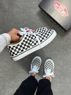 Vans Authentic - Xadrez - comprar online