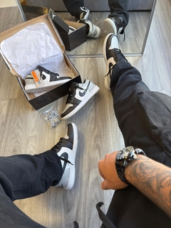 Nike Jordan Low - Branco, Preto e Cinza - Dezenove Streetwear