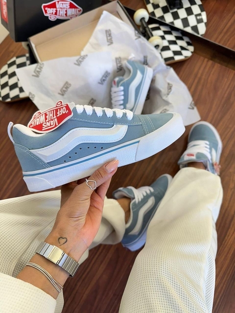 KNU SKOOL - Azul bebê