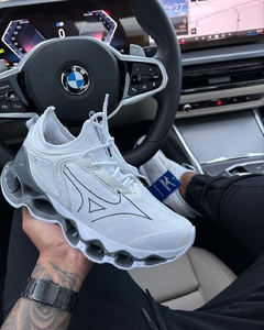 Mizuno Wave Prophecy 14 - Branco - Dezenove Streetwear