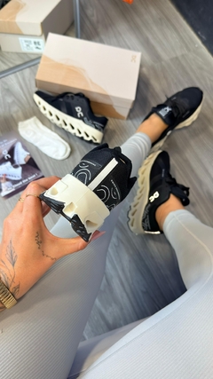 On Cloud Refletível Preto - Dezenove Streetwear