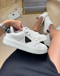 Prada Milano - Branco (acompanha bolsinha de mão) - comprar online