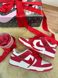 Nike Sb Dunk x Valentines Day In Roses Red - loja online