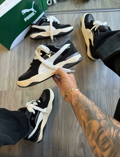Puma 180 - Preto/Branco na internet
