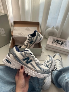 New Balance 740 - Prata/Azul