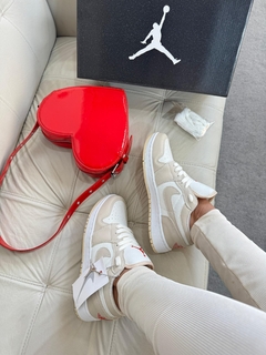 Jordan Low - Off/Bege - loja online