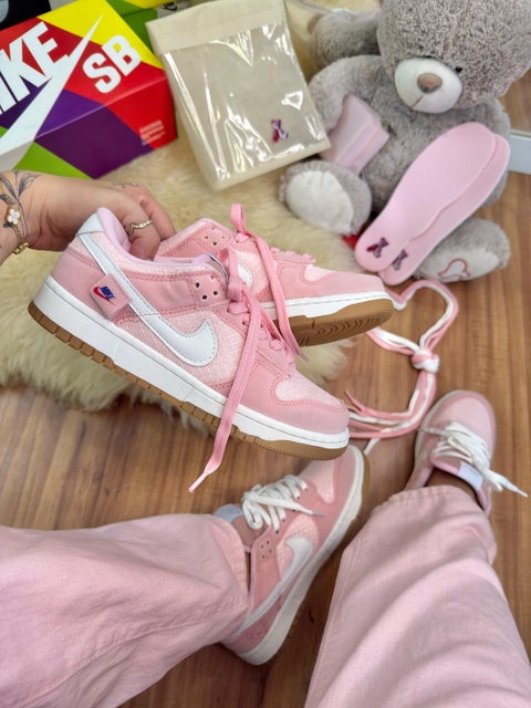 Dunk Teddy Bear - Camurça Rosa - comprar online