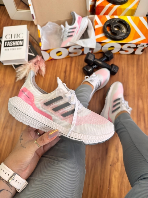 Adidas Ultraboost - branco/rosa