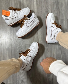Air Force One - Branco/Castanho - comprar online