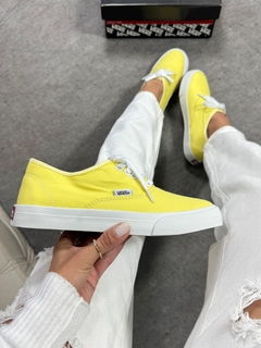 Vans Authentic - Amarelo - Dezenove Streetwear