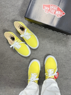 Imagem do Vans Authentic - Amarelo