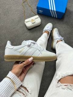 Adidas Gazelle - Branco - comprar online