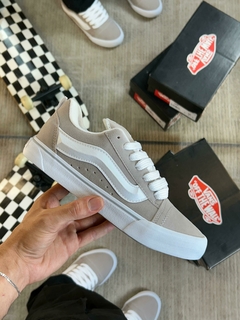 KNU SKOOL - Cinza - comprar online