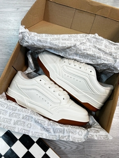 Vans Hylane - Off/Caramelo - Dezenove Streetwear