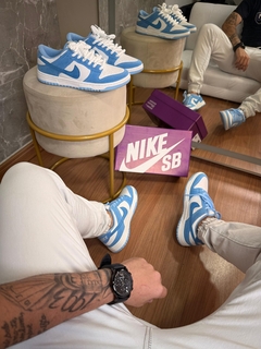 Dunk SB - Azul Bebê (2 pares de cadarço)