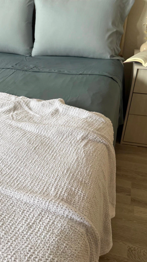 JUEGO DE SÁBANAS PLUS 1 1/2 GRIS