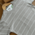 T-SHIRT LISTRADA RISCA DE GIZ - comprar online