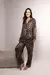 Art. 9045 - Andressa - Pijama animal print casaca abotonada y pantalon - comprar online